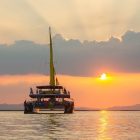 Hong sziget túra Katamaránnal 