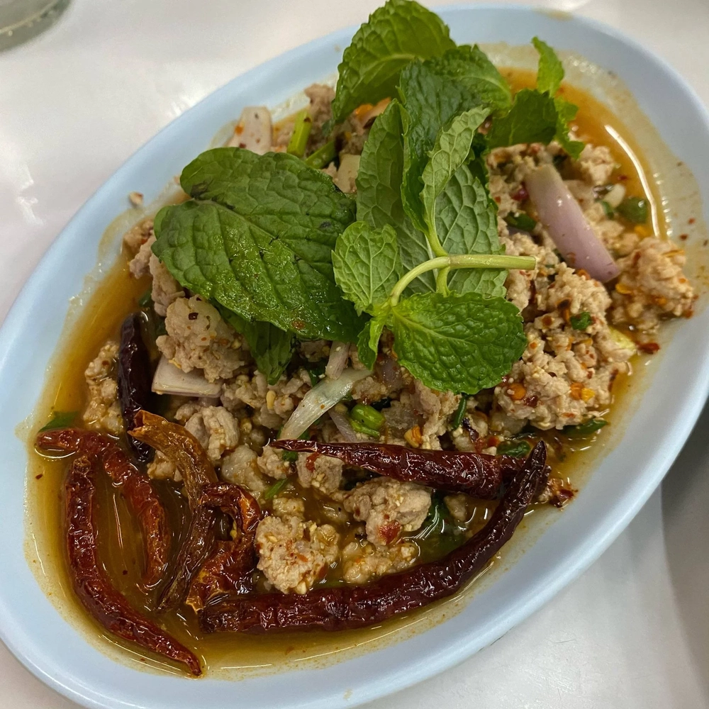 Duck Larb – Thailand’s Spicy Duck Salad from North to Isaan